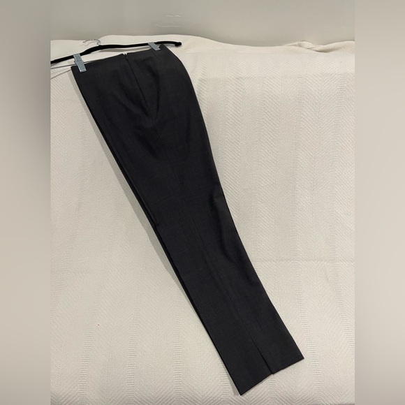 BRUNELLO CUCINELLI size 6, dark grey slacks. Excellent condition. - Picture 4 of 7